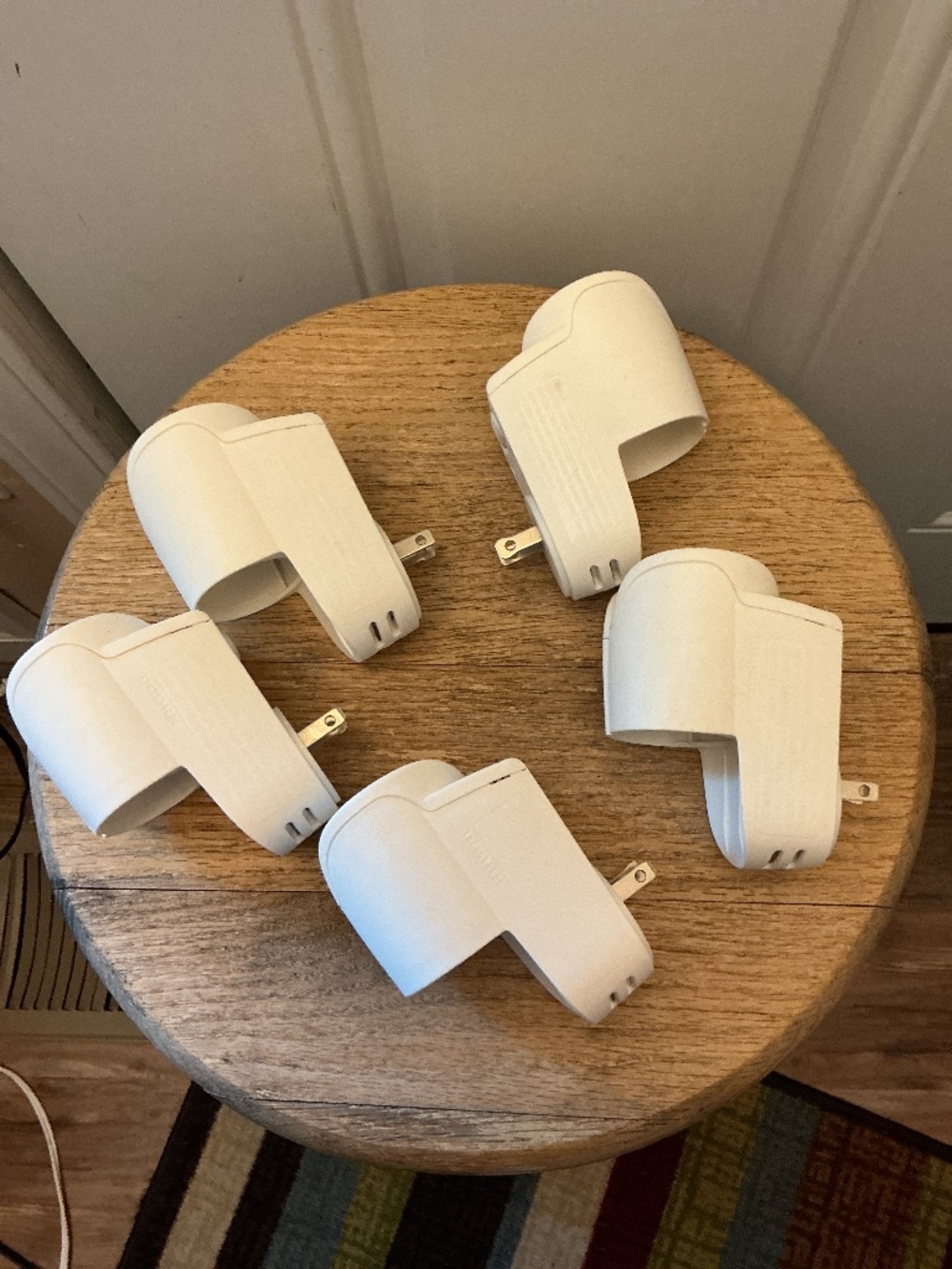 5 Febreze Noticeable Plug In Alternating Scented Oil Warmer Units